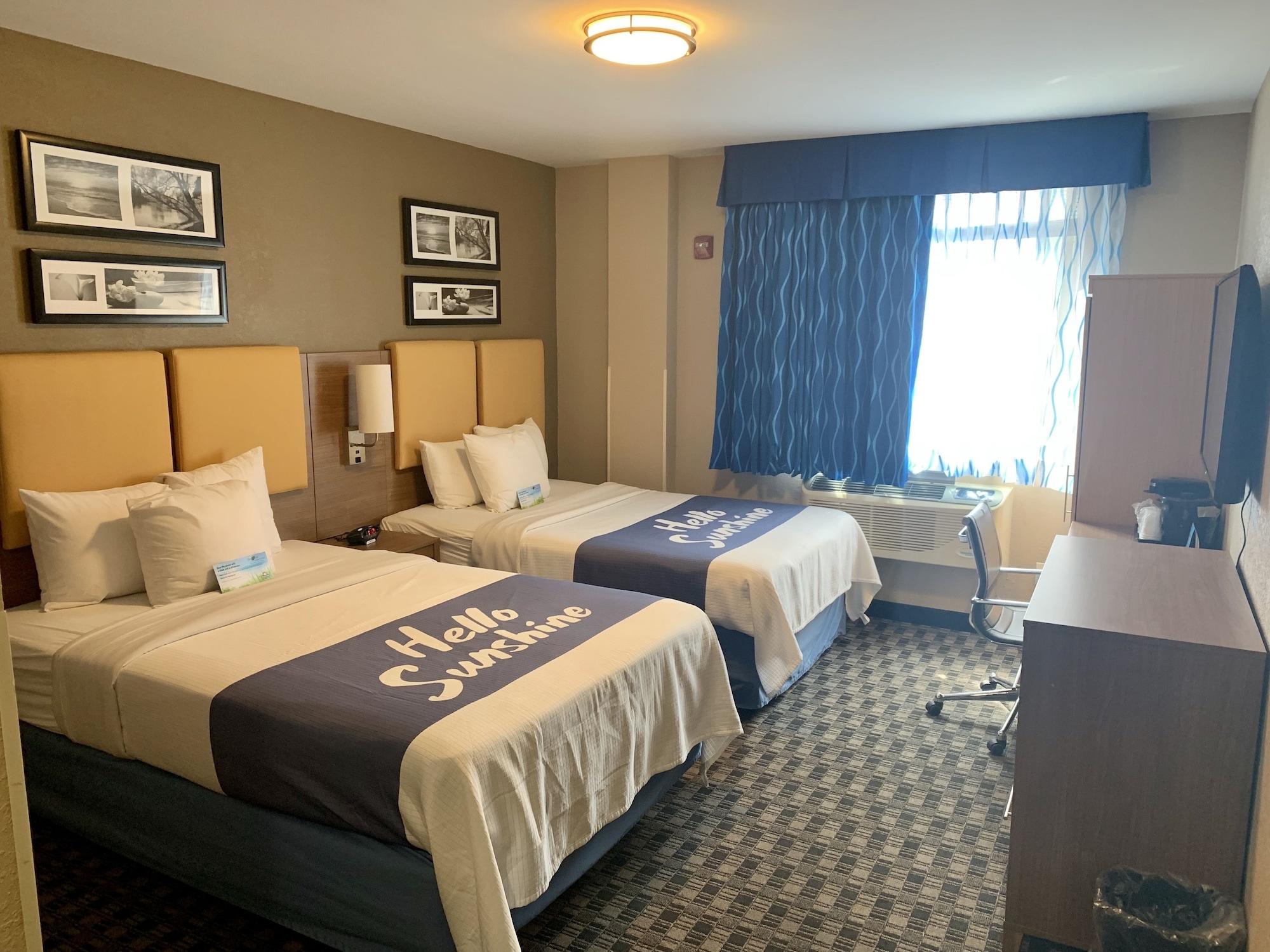 Days Inn By Wyndham Brooklyn Borough Park Ню Йорк Екстериор снимка