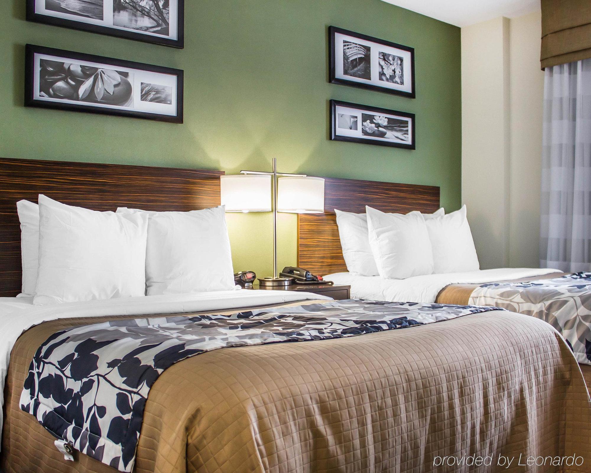 Days Inn By Wyndham Brooklyn Borough Park Ню Йорк Екстериор снимка