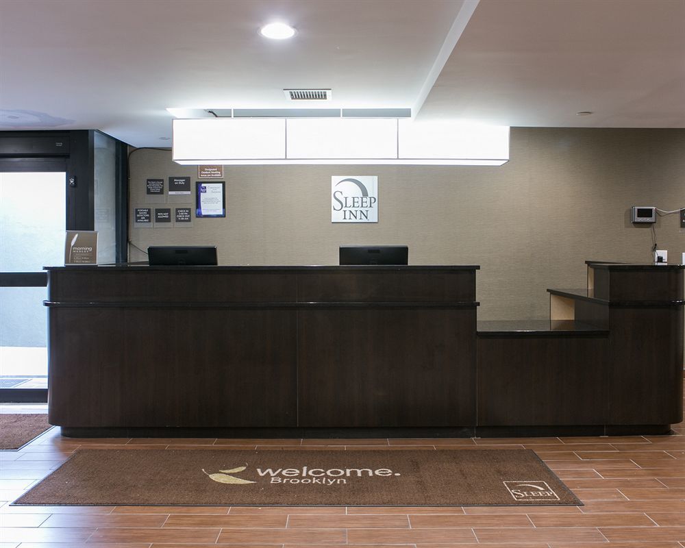 Days Inn By Wyndham Brooklyn Borough Park Ню Йорк Екстериор снимка