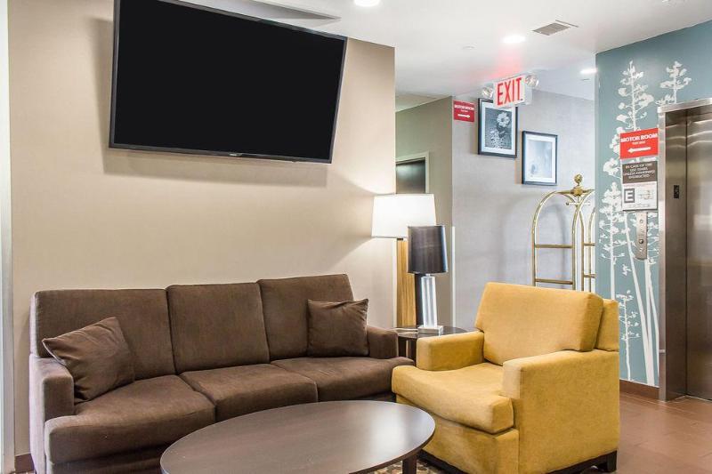 Days Inn By Wyndham Brooklyn Borough Park Ню Йорк Екстериор снимка