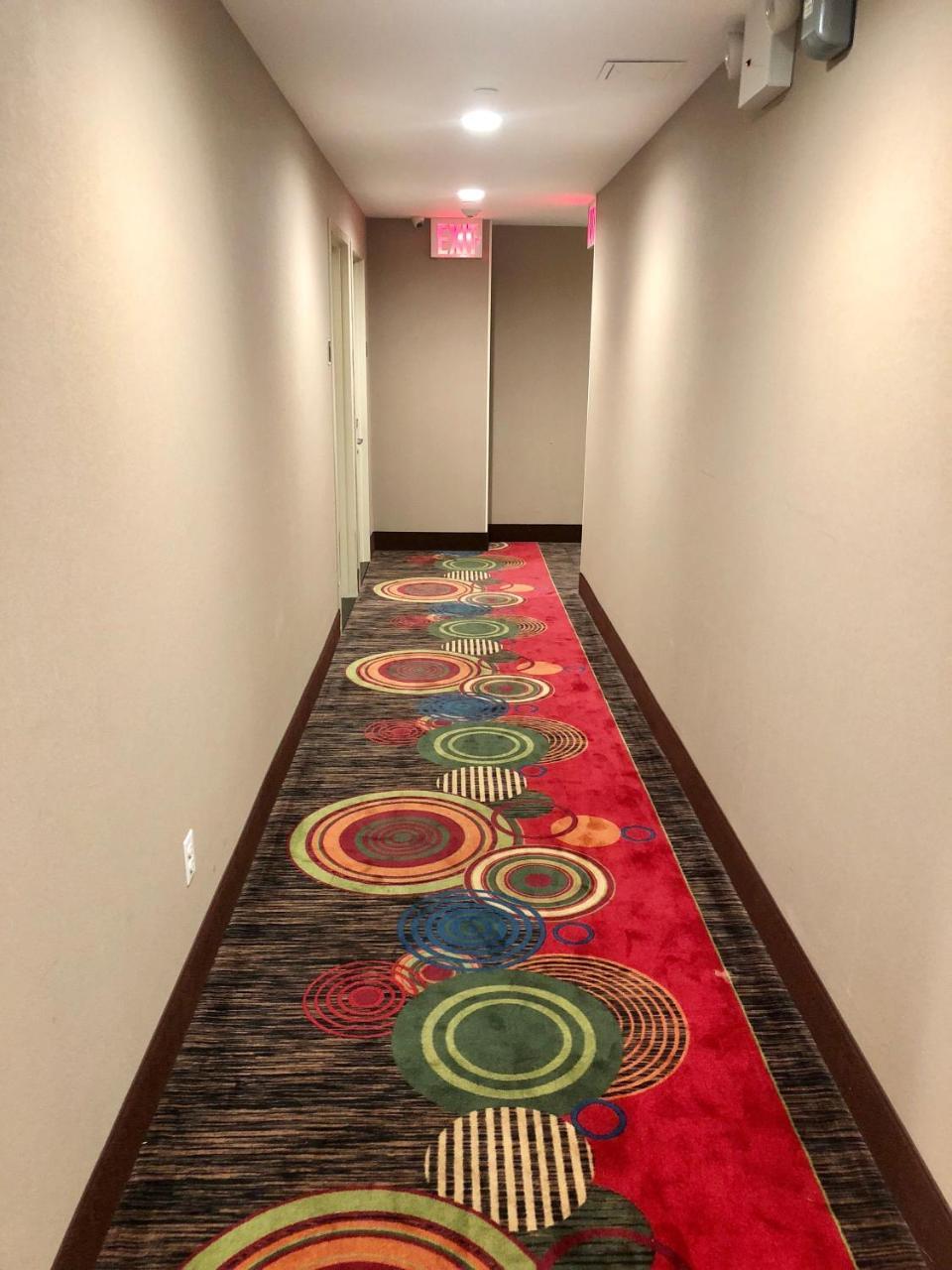 Days Inn By Wyndham Brooklyn Borough Park Ню Йорк Екстериор снимка